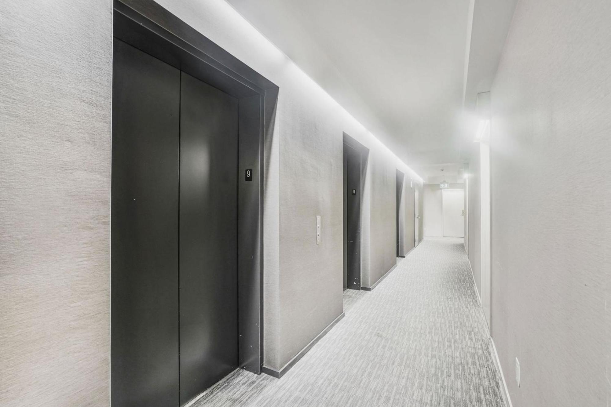 Appartement Luxe - Location Score 10 - Steps To Rogers Centre, Cn Tower, Eaton Centre, Convention, Scotia Bank Arena Toronto
